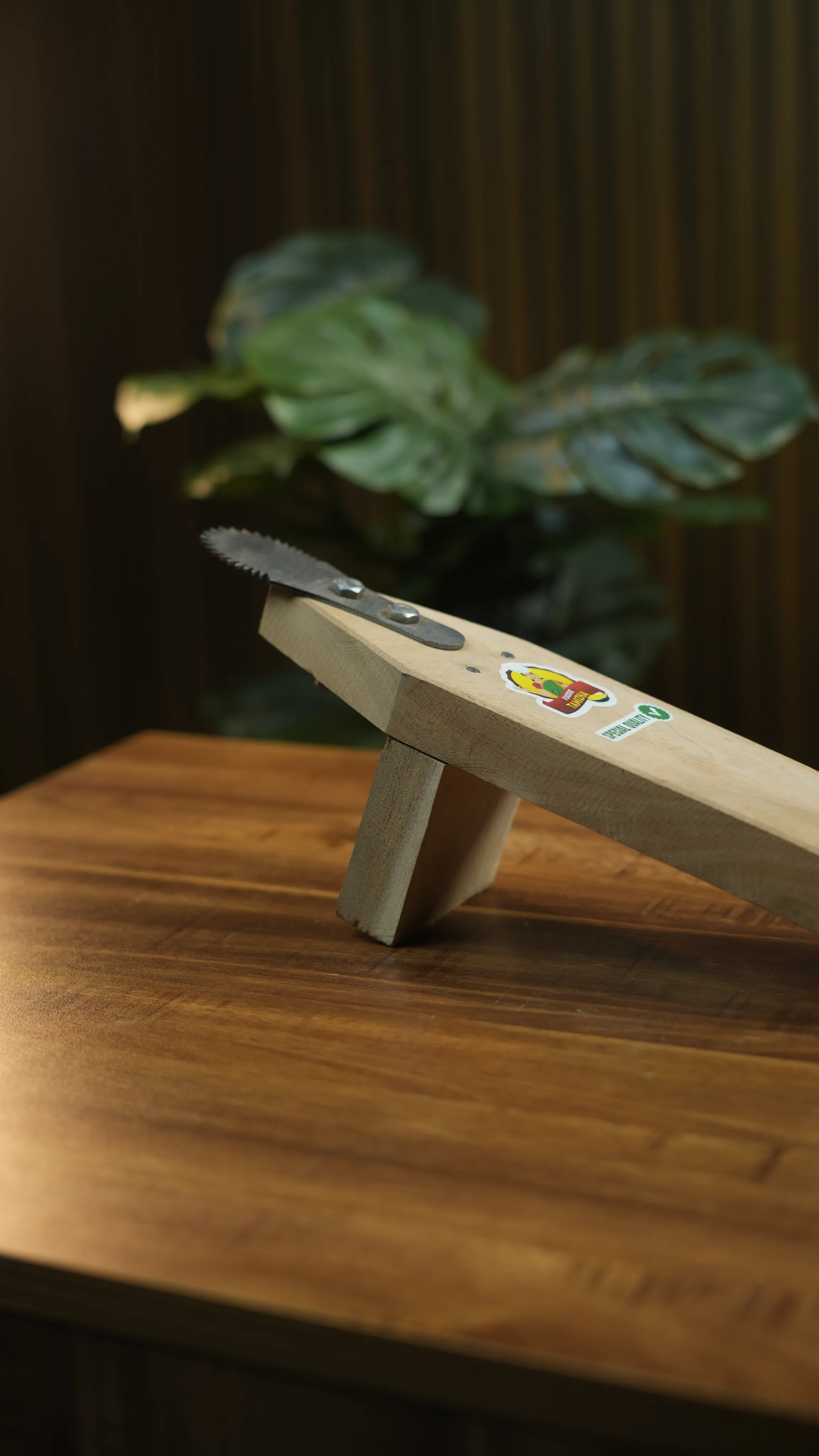 Simple Wooden Coconut Scraper – High Height (Iron)